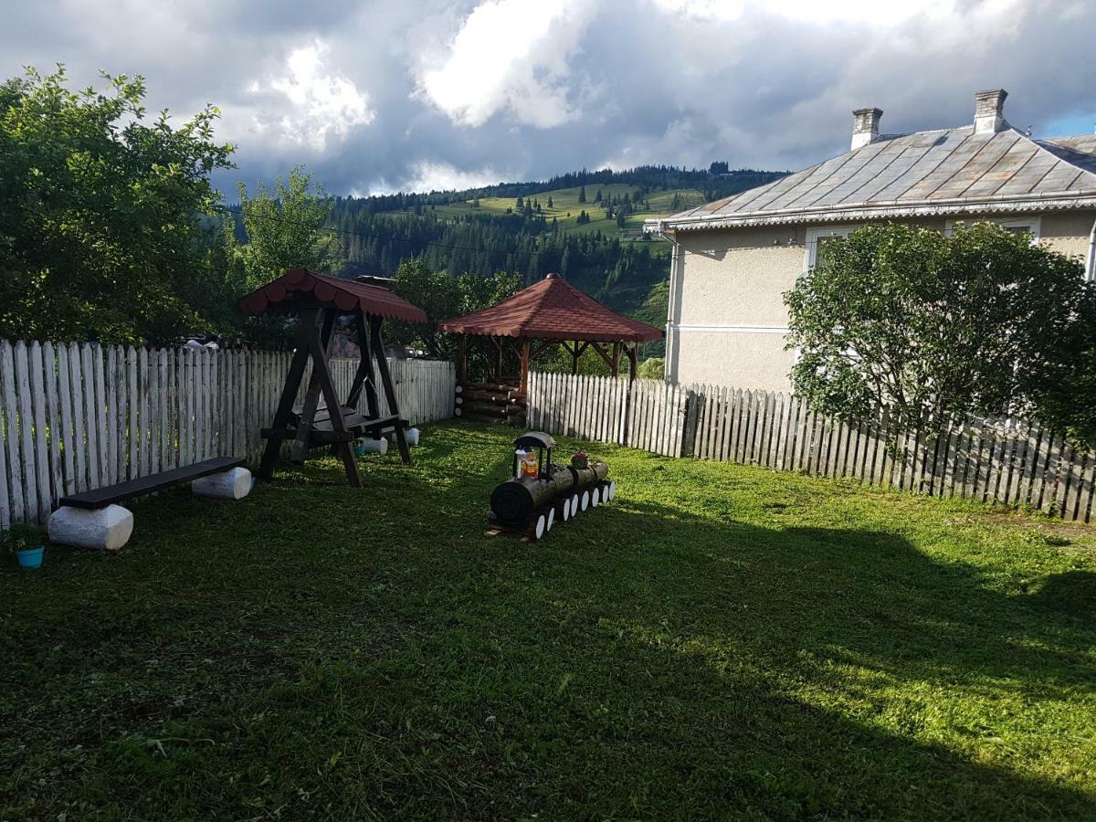Apartament Tiatim Apartment Vatra Dornei Exterior photo